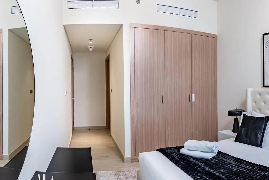 Appartement Nasma - Modern 3Br Oasis With Balcony In Azizi Riviera à Dubaï