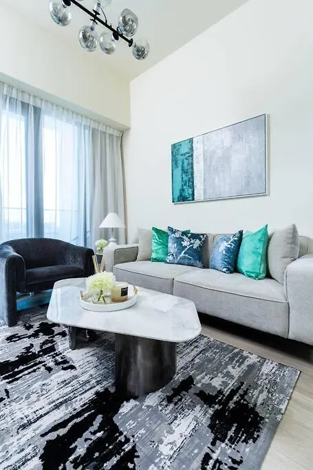 Appartement Nasma - Modern 3Br Oasis With Balcony In Azizi Riviera à Dubaï