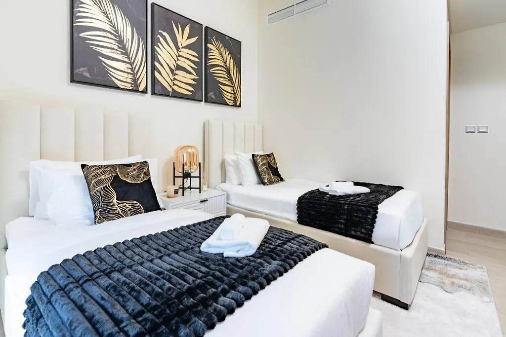 Appartement Nasma - Modern 3Br Oasis With Balcony In Azizi Riviera à Dubaï Émirats arabes unis