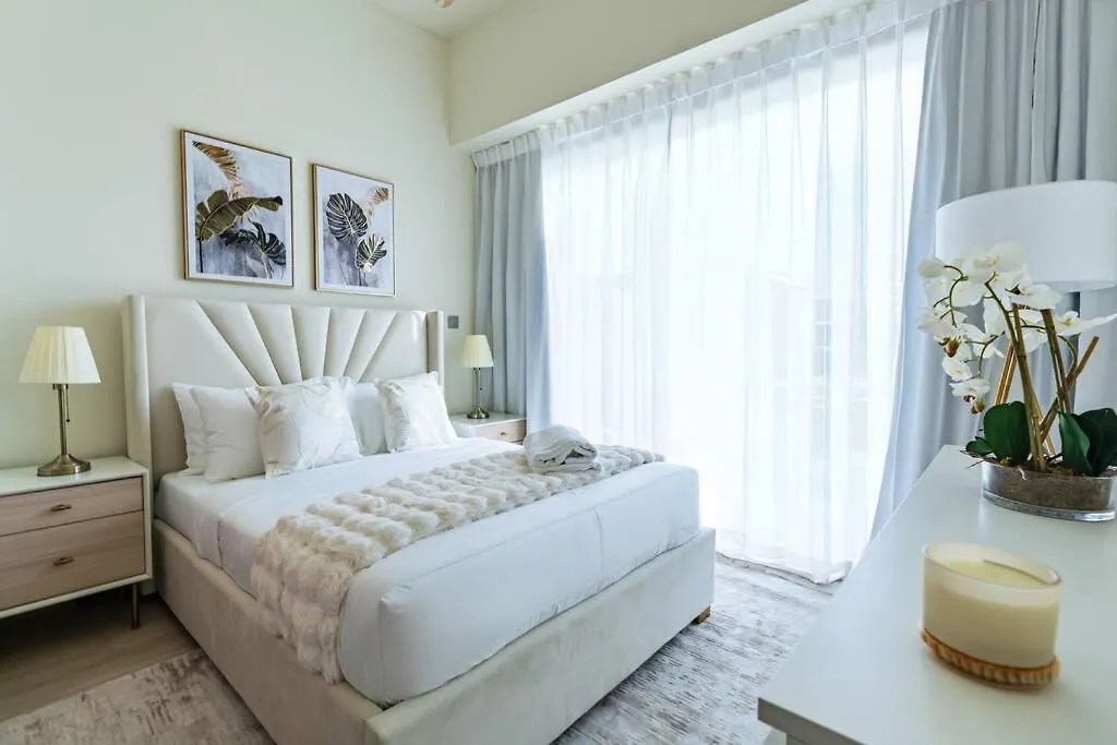 Appartement Nasma - Modern 3Br Oasis With Balcony In Azizi Riviera à Dubaï Émirats arabes unis