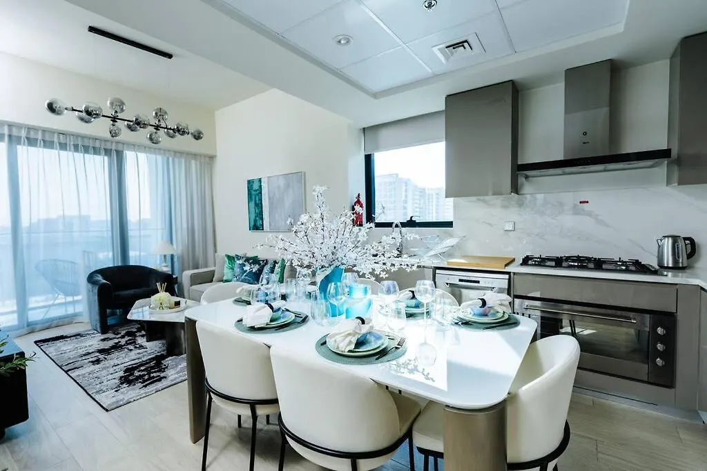 Appartement Nasma - Modern 3Br Oasis With Balcony In Azizi Riviera à Dubaï