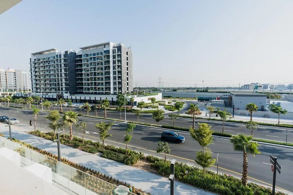 Appartement Nasma - Modern 3Br Oasis With Balcony In Azizi Riviera à Dubaï
