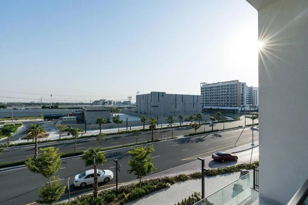 Appartement Nasma - Modern 3Br Oasis With Balcony In Azizi Riviera à Dubaï Émirats arabes unis