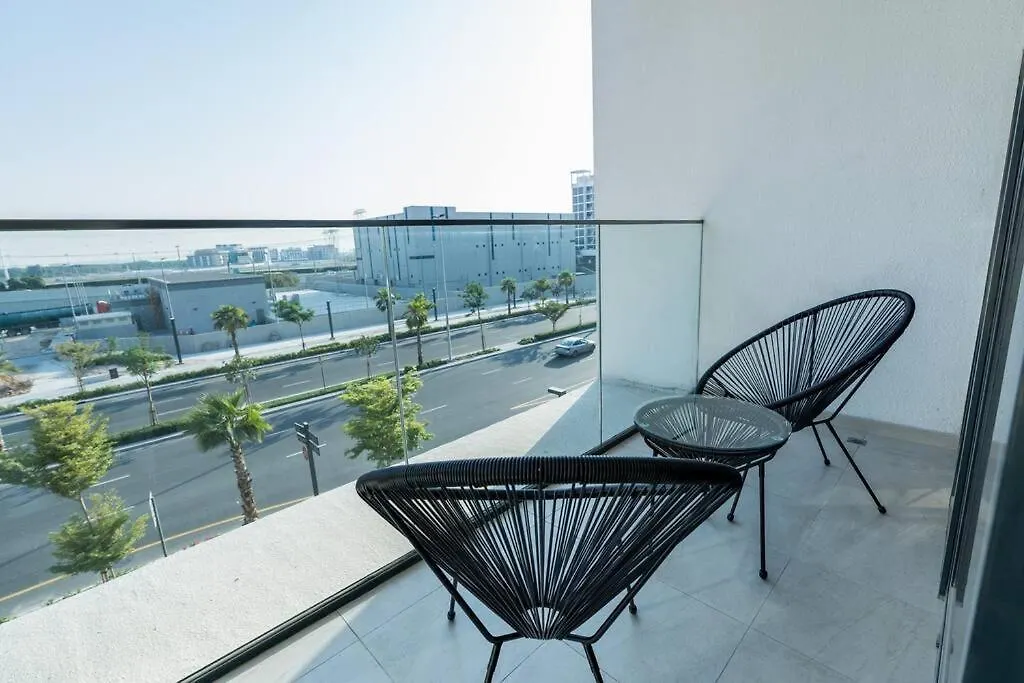 Appartement Nasma - Modern 3Br Oasis With Balcony In Azizi Riviera à Dubaï
